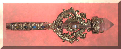 sun moom cepter crystal wand front 2.JPG (784782 bytes)